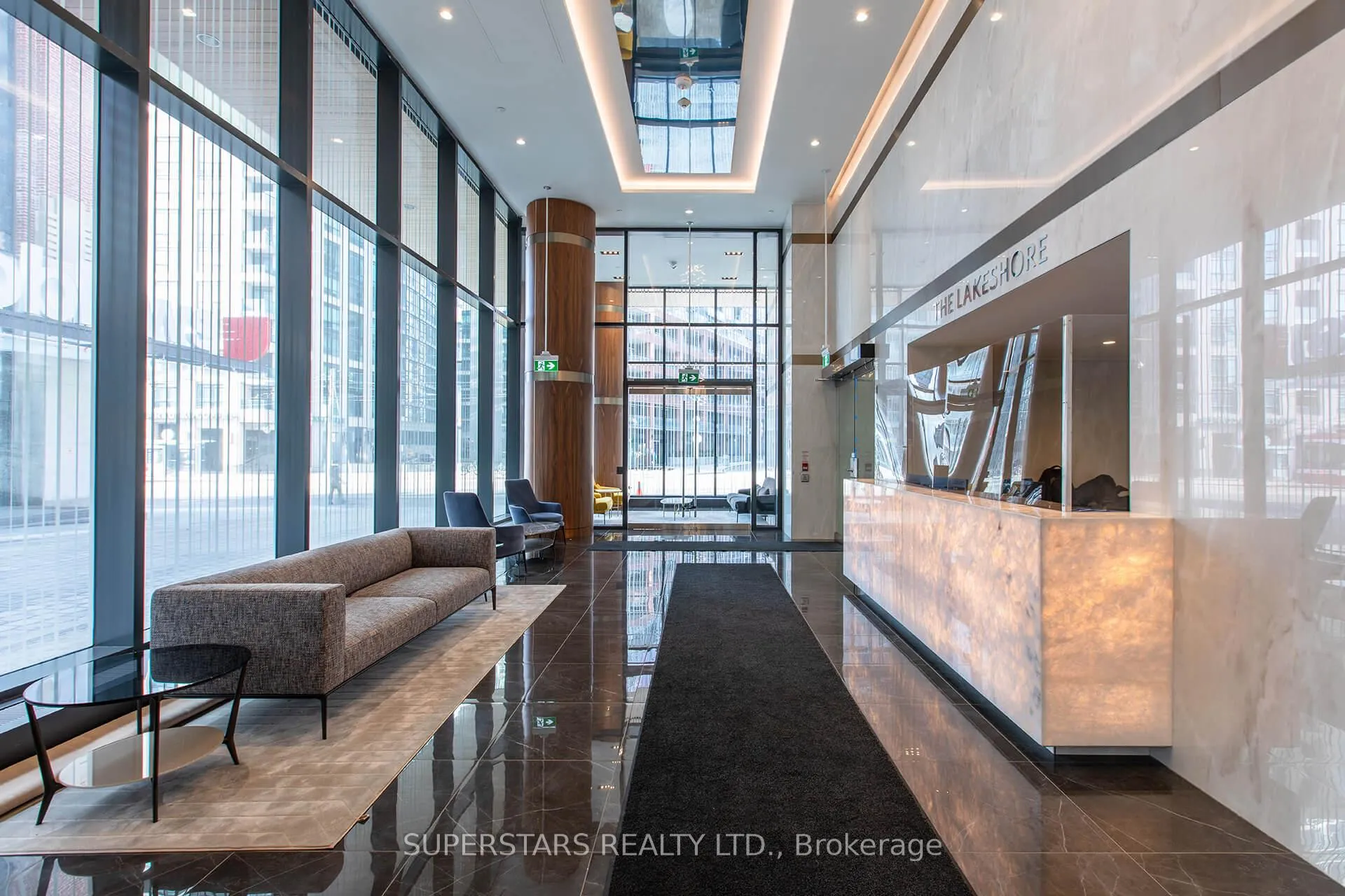Photo 4 of Unit 3516A, 17 Bathurst Street, Toronto, Waterfront Communities — HOMEH