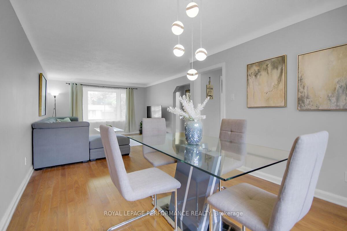 Photo 8 of 6 Twin Terrace, Ottawa, City View/Skyline/Fisher Heights/Parkwood Hills — HOMEH