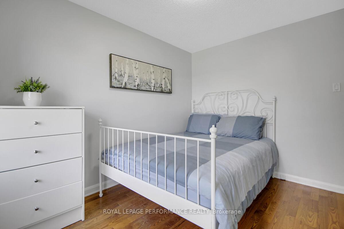 Photo 21 of 6 Twin Terrace, Ottawa, City View/Skyline/Fisher Heights/Parkwood Hills — HOMEH