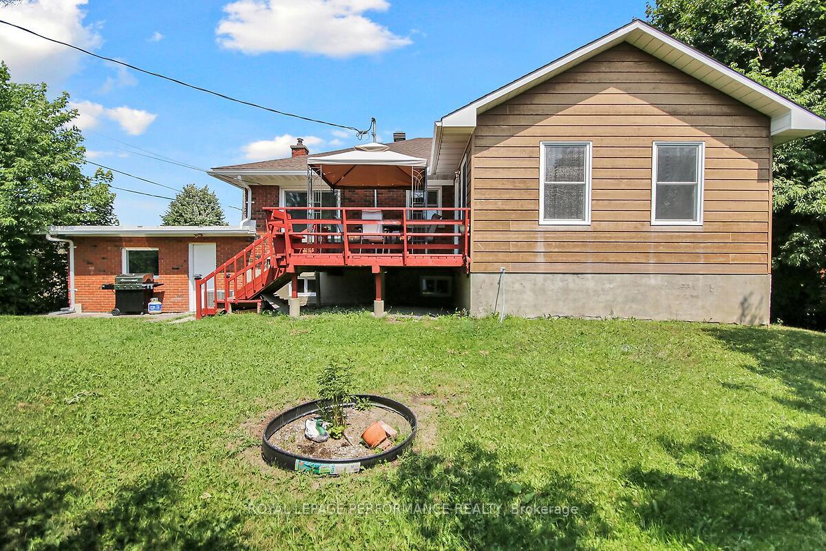 Photo 31 of 6 Twin Terrace, Ottawa, City View/Skyline/Fisher Heights/Parkwood Hills — HOMEH