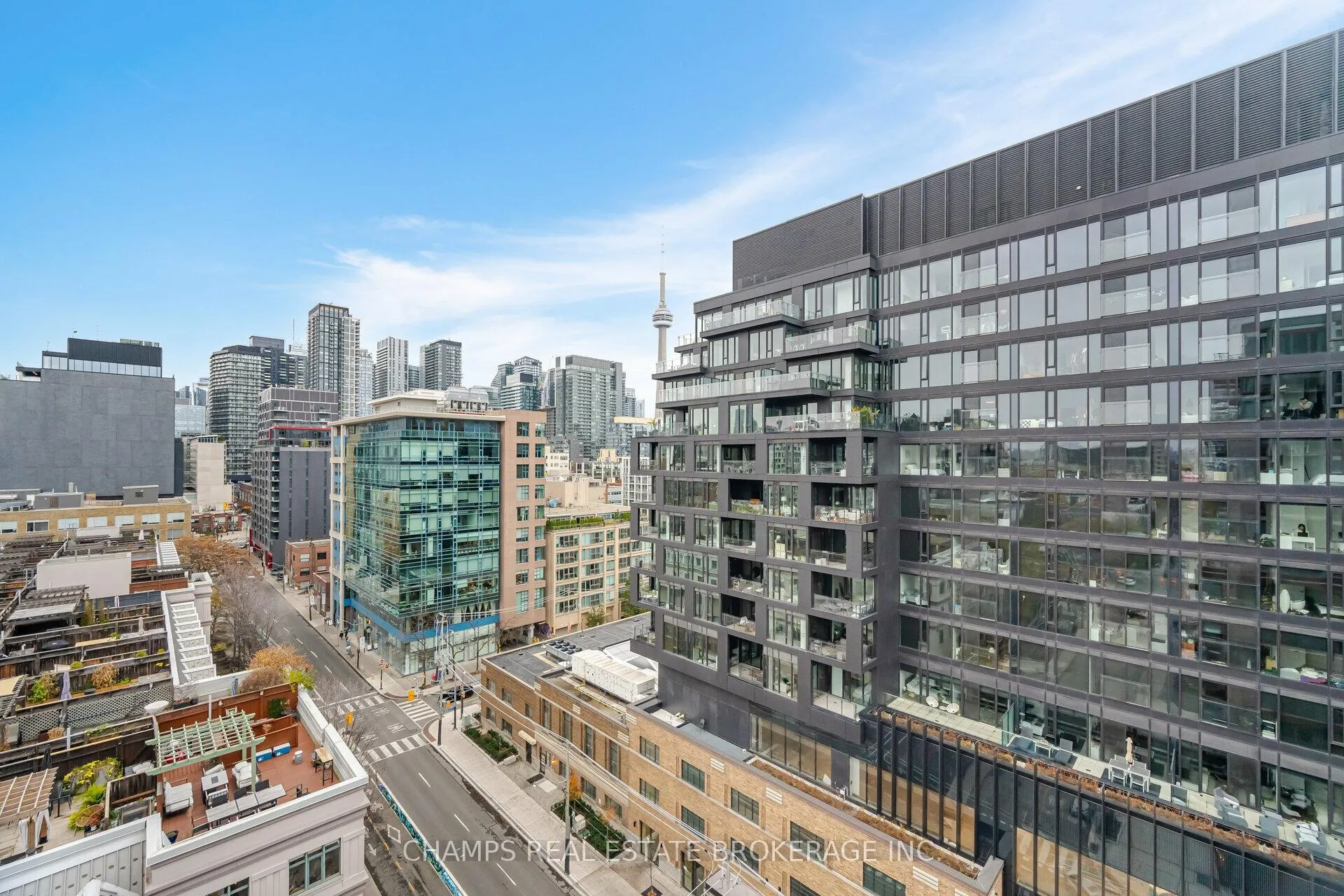 Photo 20 of 2 Augusta Avenue, Toronto, Waterfront Communities — HOMEH