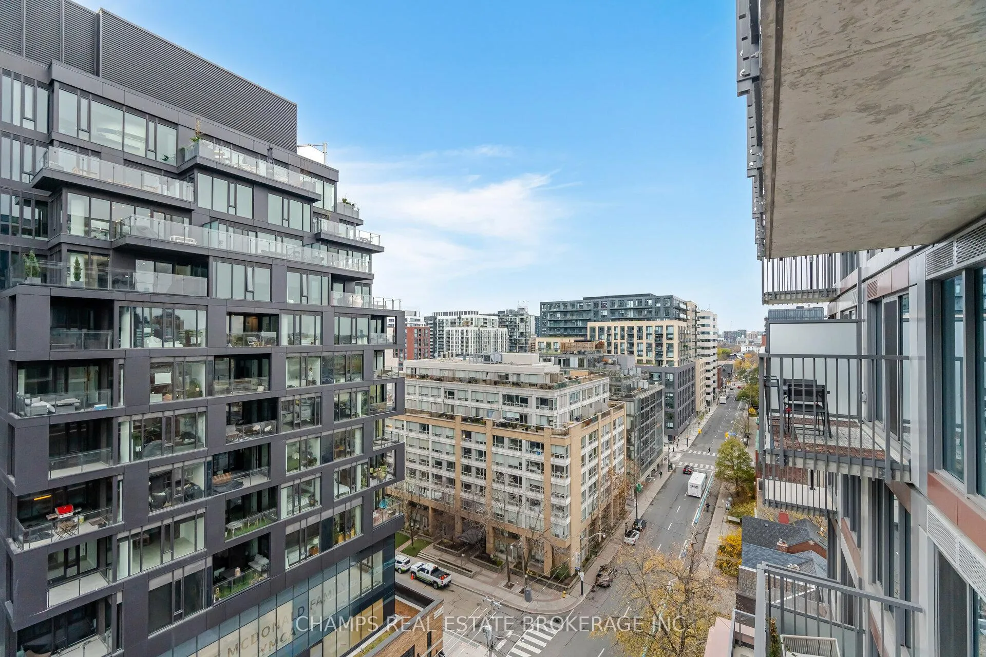 Photo 29 of 2 Augusta Avenue, Toronto, Waterfront Communities — HOMEH