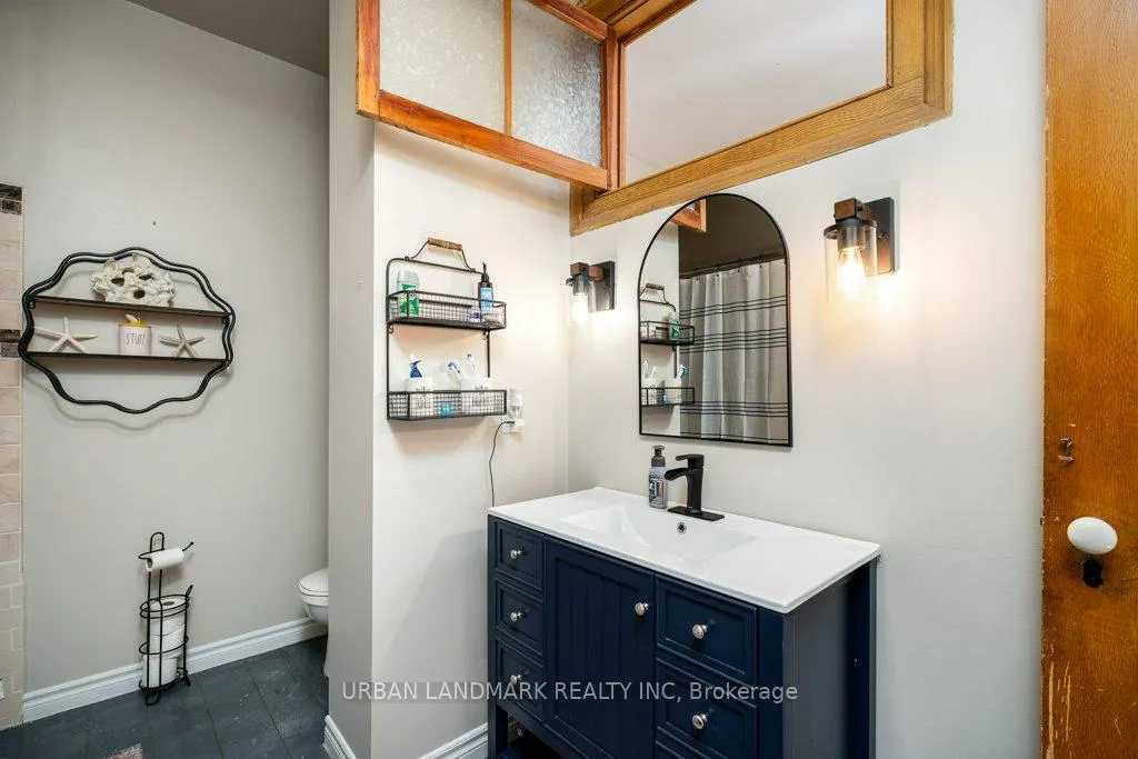 Photo 30 of 49 Prince Albert Street E, Centre Hastings — HOMEH