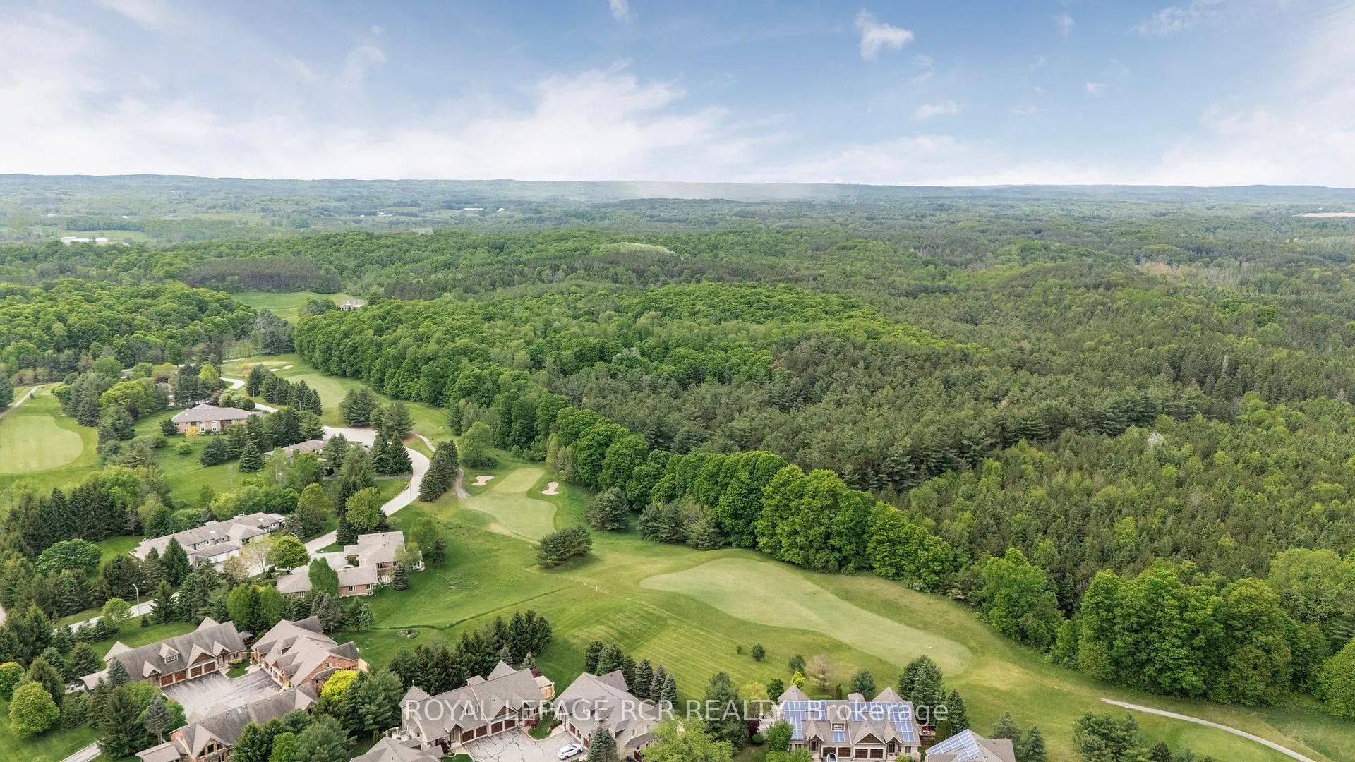 Photo 31 of Unit 4, 1 Reddington Drive, Caledon, Rural Caledon — HOMEH