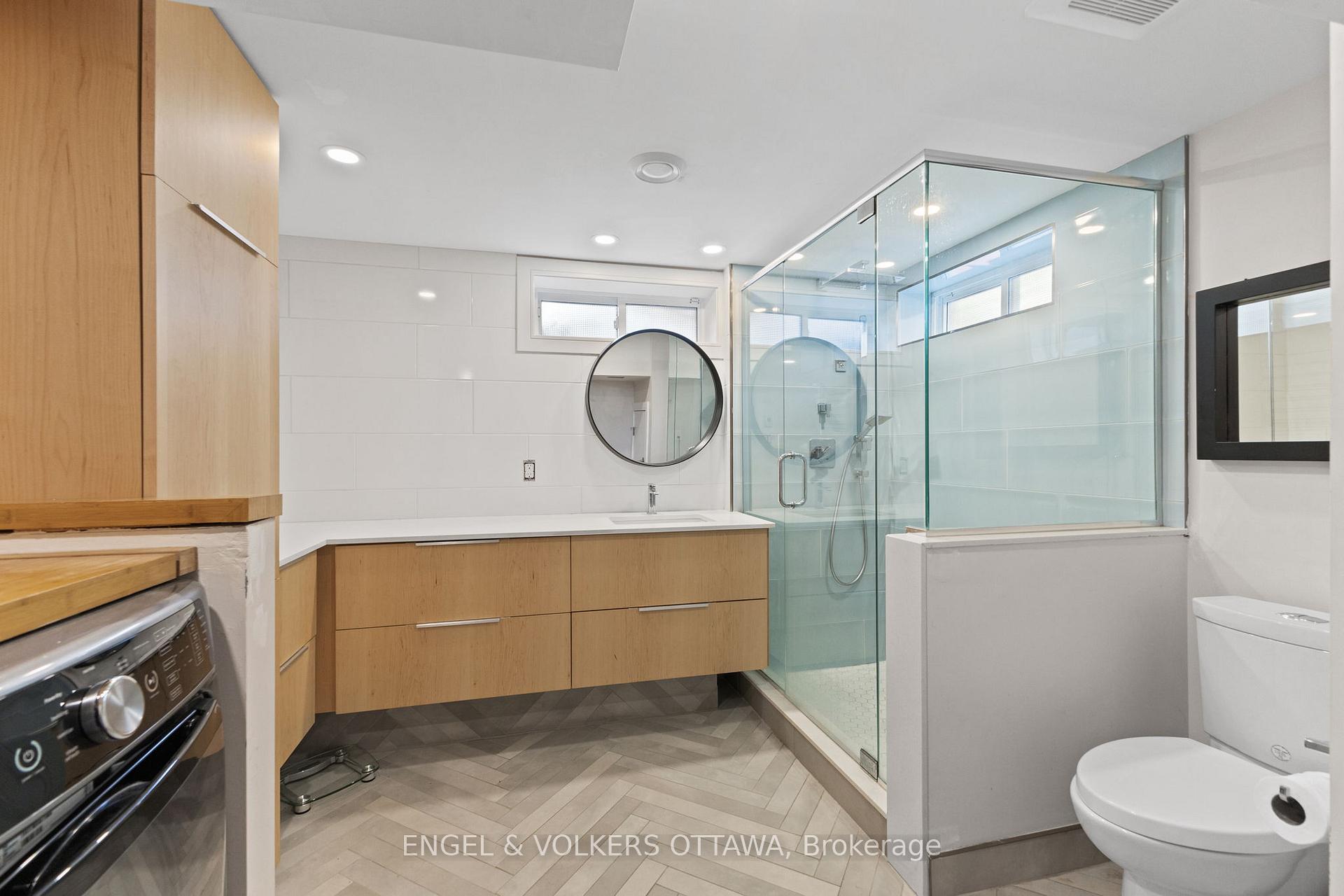 Photo 26 of 826 Quinlan Road, Ottawa, Elmvale Acres — HOMEH