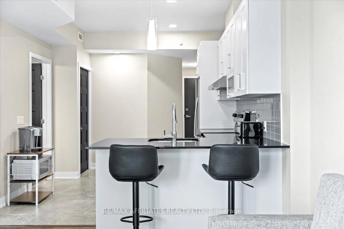 Photo 10 of Unit 407, 200 Inlet Private, Ottawa, Chatelaine Village — HOMEH
