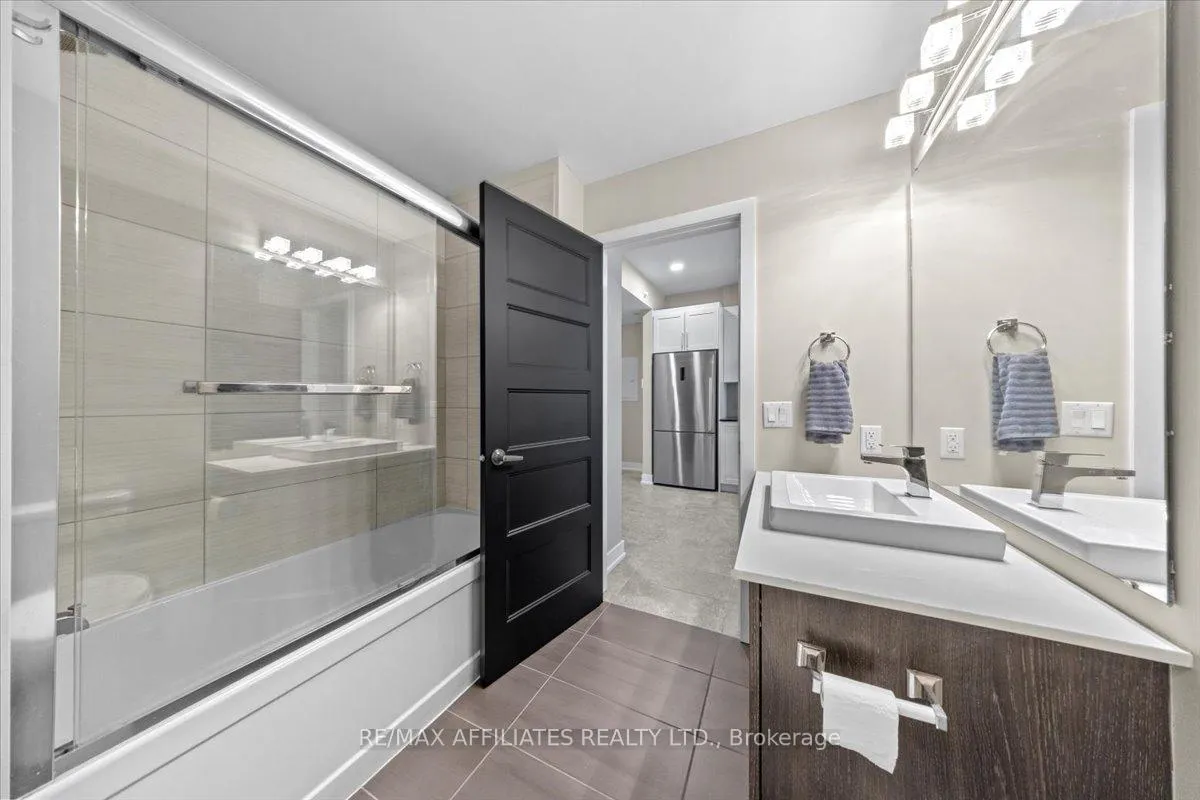 Photo 14 of Unit 407, 200 Inlet Private, Ottawa, Chatelaine Village — HOMEH