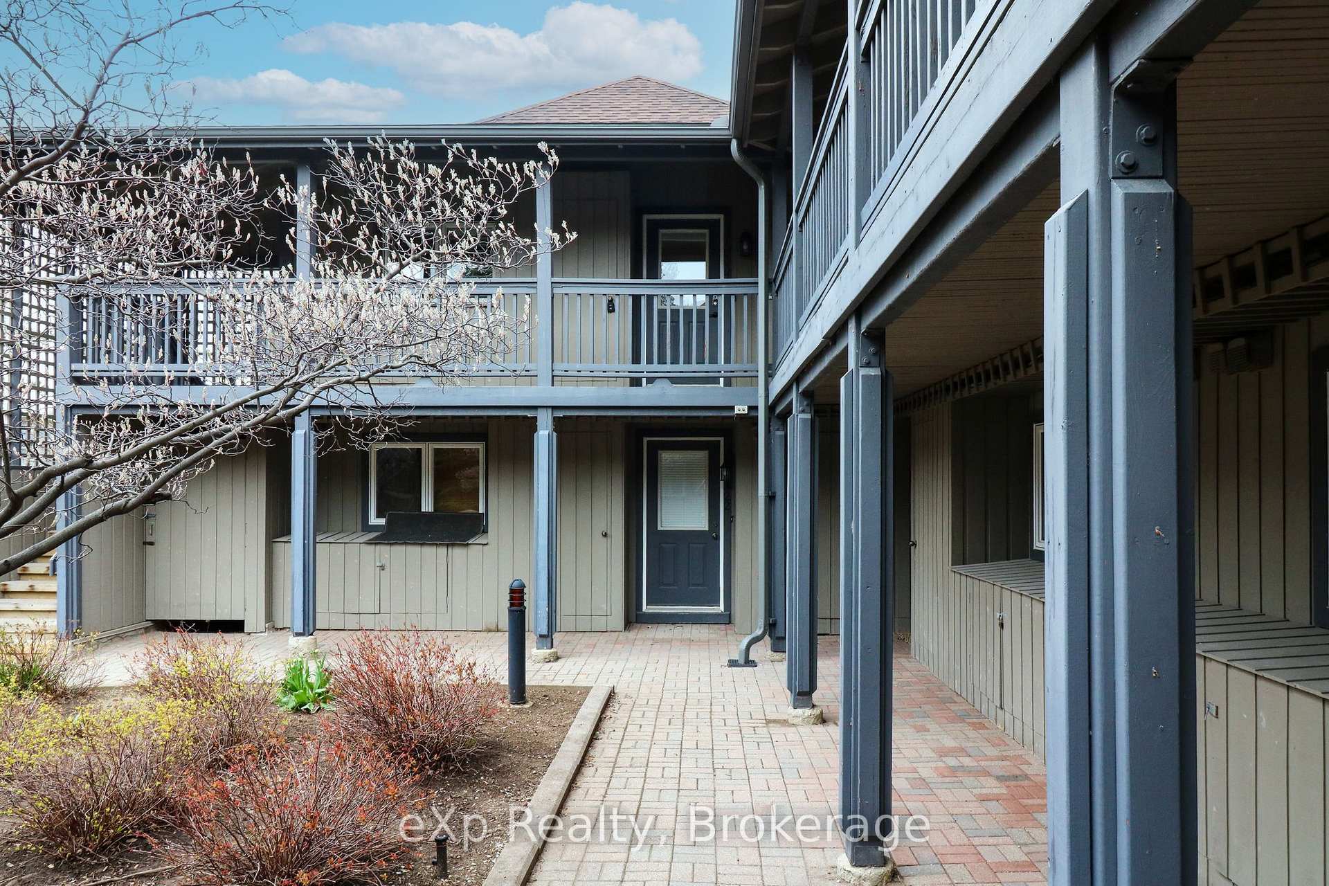 Photo 20 of 337 Mariners Way, Collingwood — HOMEH