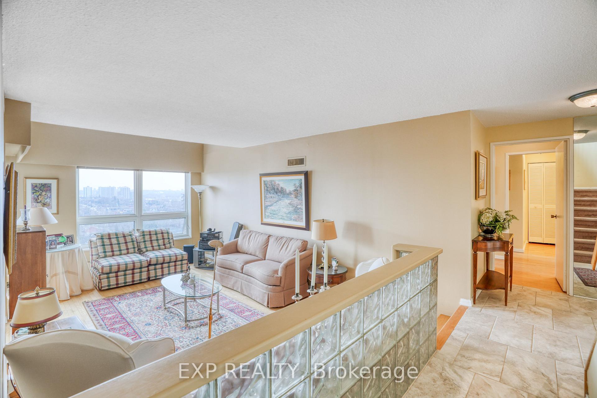 Photo 3 of Unit 1104, 373 Laurier Avenue E, Ottawa, Sandy Hill — HOMEH