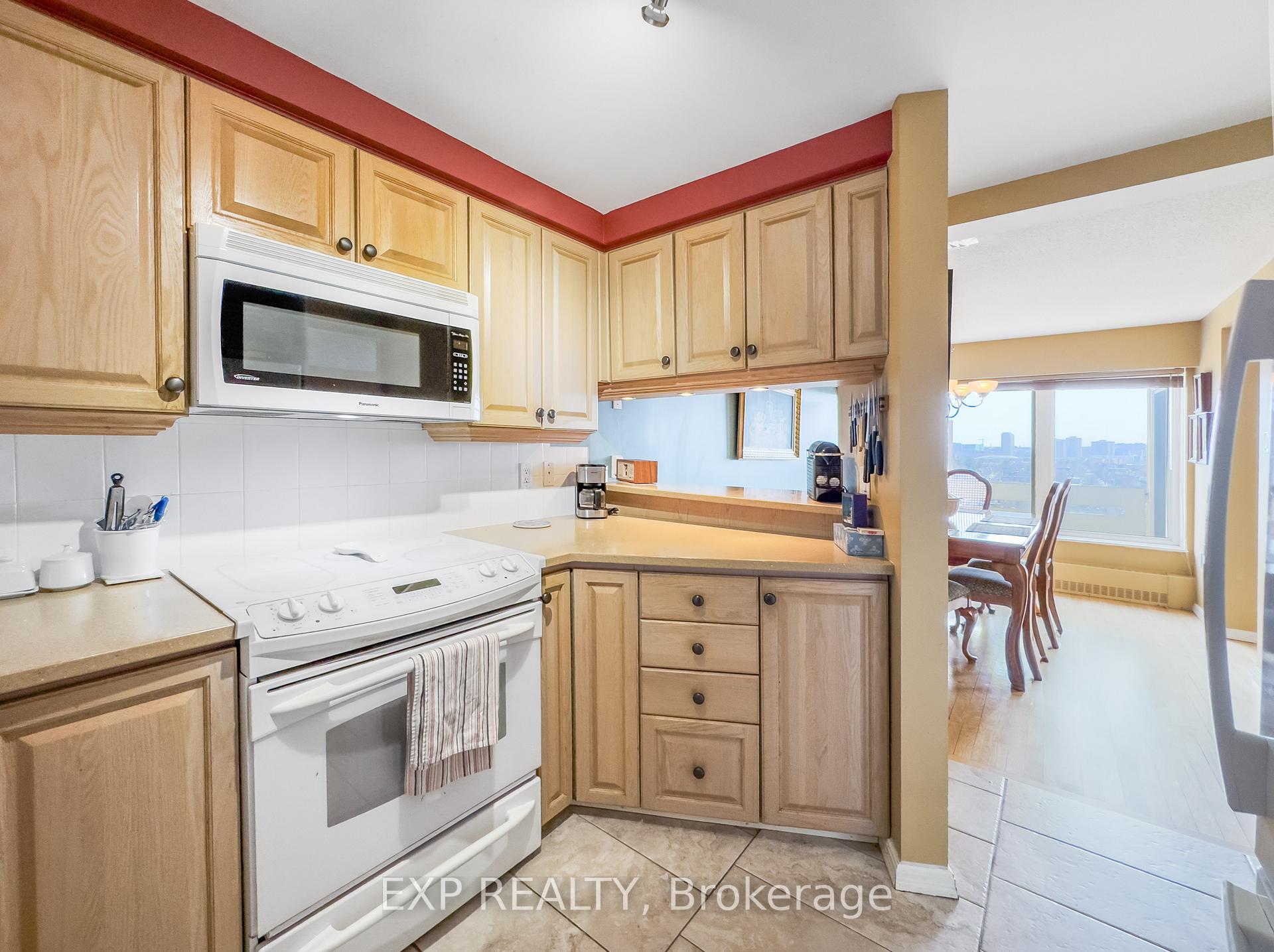 Photo 4 of Unit 1104, 373 Laurier Avenue E, Ottawa, Sandy Hill — HOMEH
