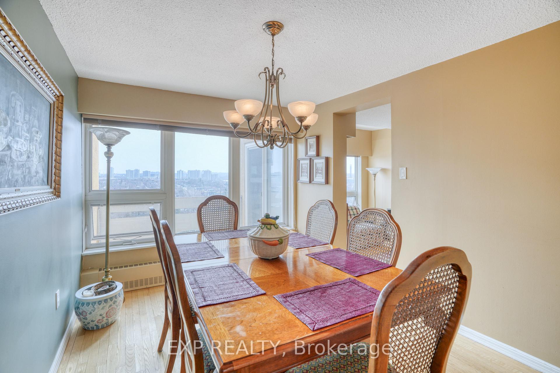 Photo 6 of Unit 1104, 373 Laurier Avenue E, Ottawa, Sandy Hill — HOMEH
