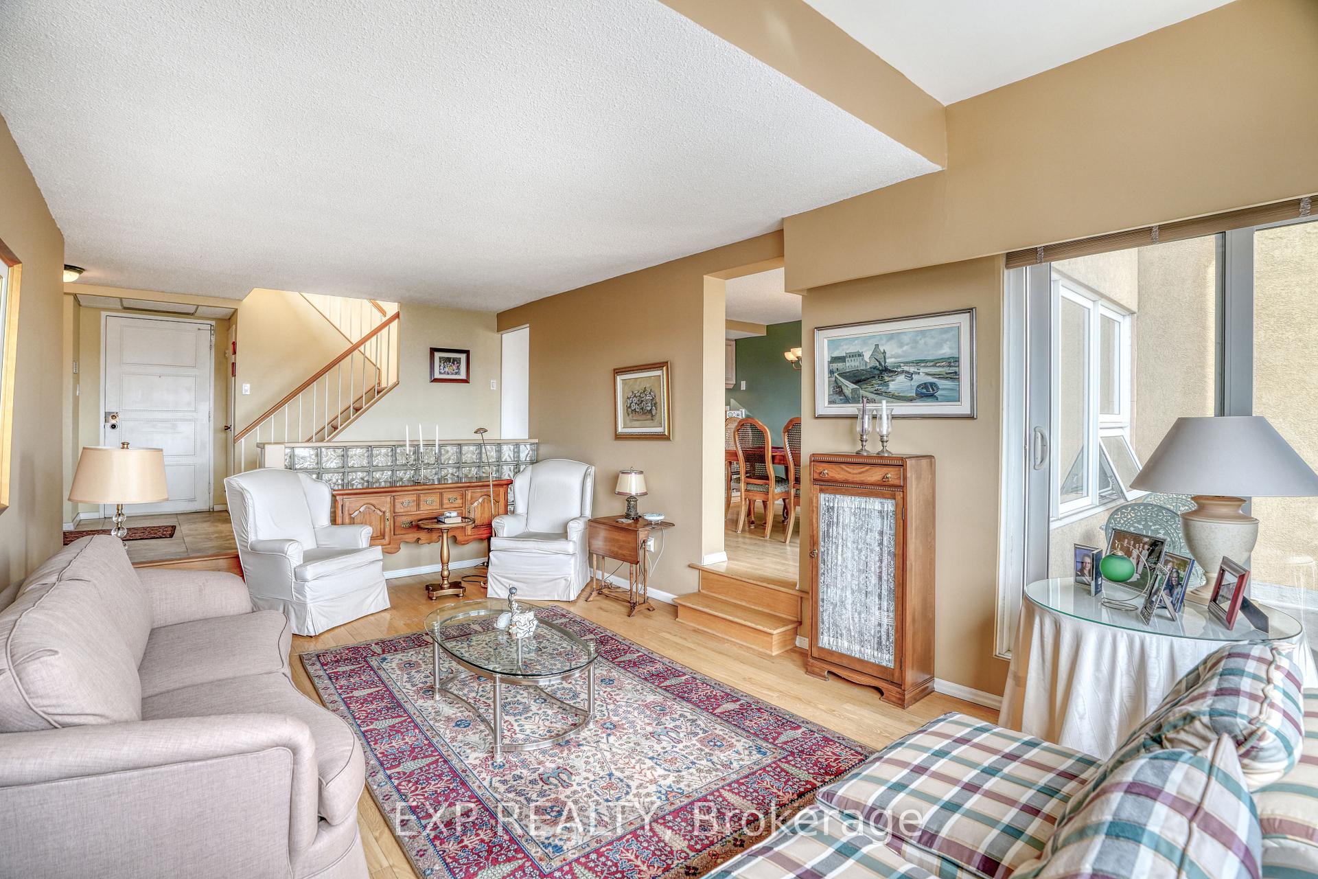 Photo 9 of Unit 1104, 373 Laurier Avenue E, Ottawa, Sandy Hill — HOMEH