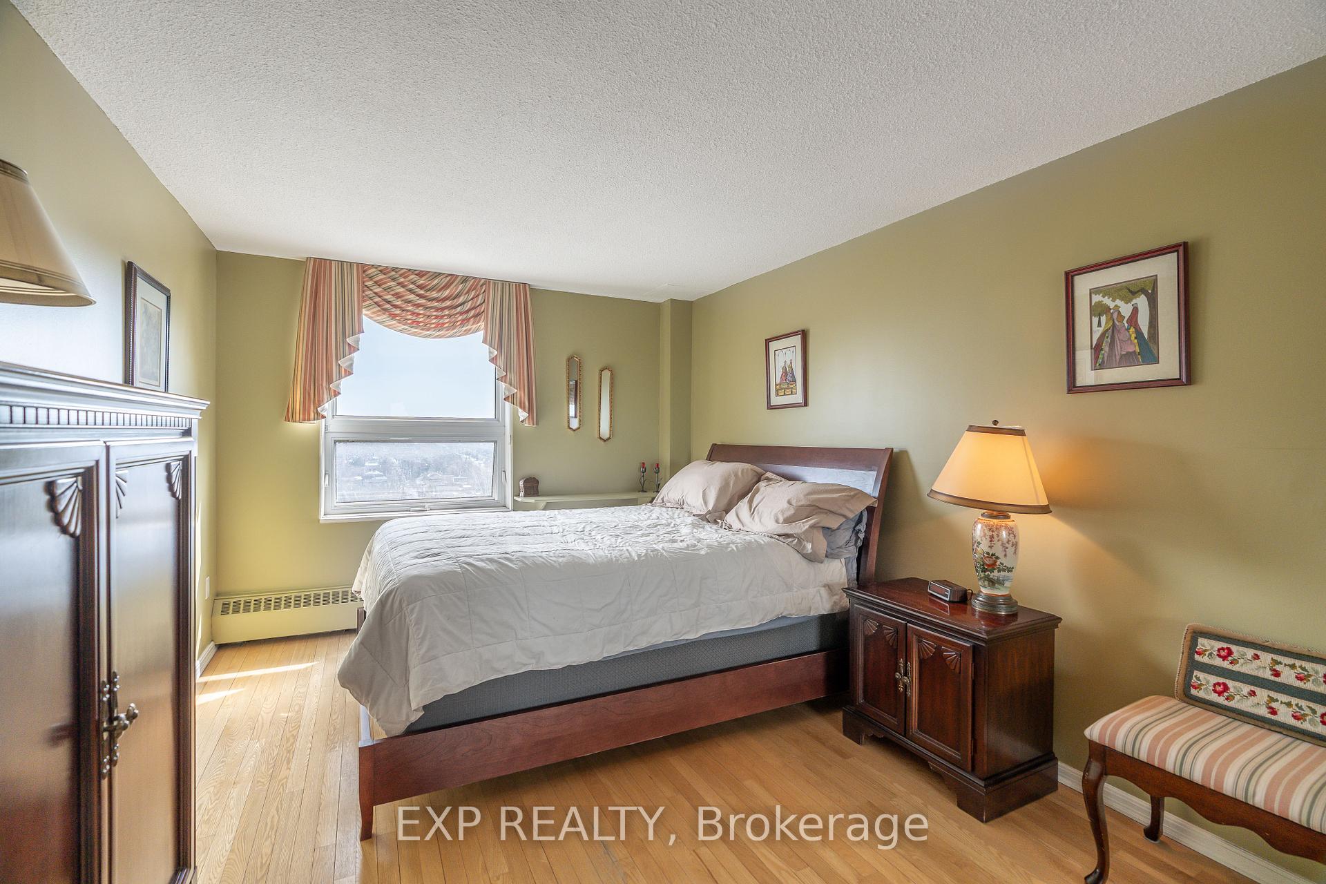 Photo 15 of Unit 1104, 373 Laurier Avenue E, Ottawa, Sandy Hill — HOMEH
