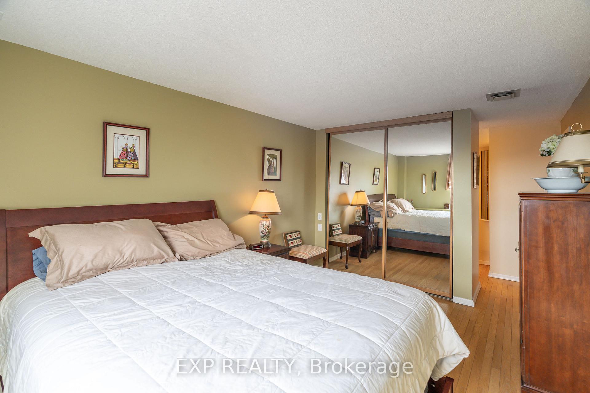 Photo 16 of Unit 1104, 373 Laurier Avenue E, Ottawa, Sandy Hill — HOMEH
