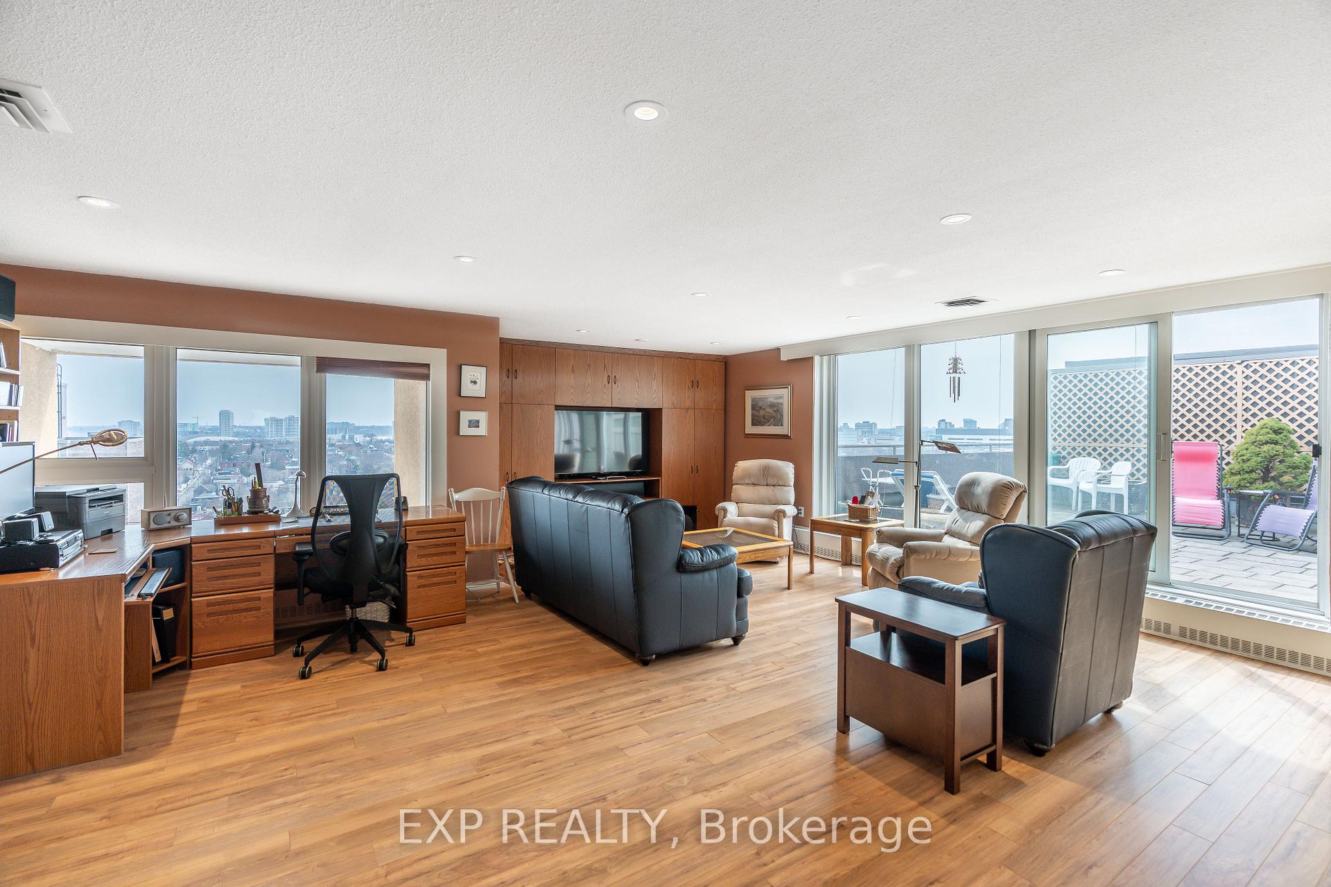 Photo 21 of Unit 1104, 373 Laurier Avenue E, Ottawa, Sandy Hill — HOMEH