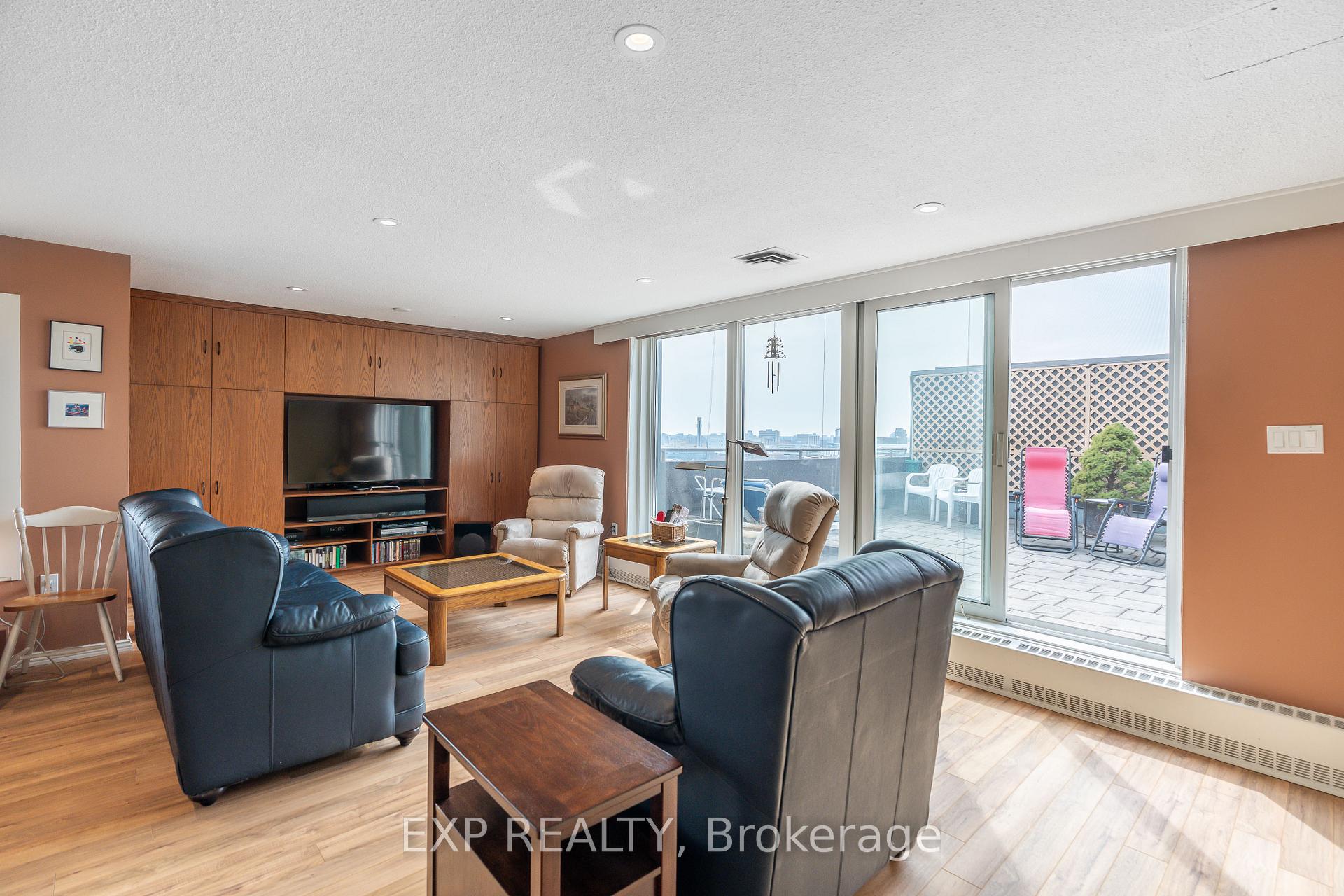 Photo 22 of Unit 1104, 373 Laurier Avenue E, Ottawa, Sandy Hill — HOMEH