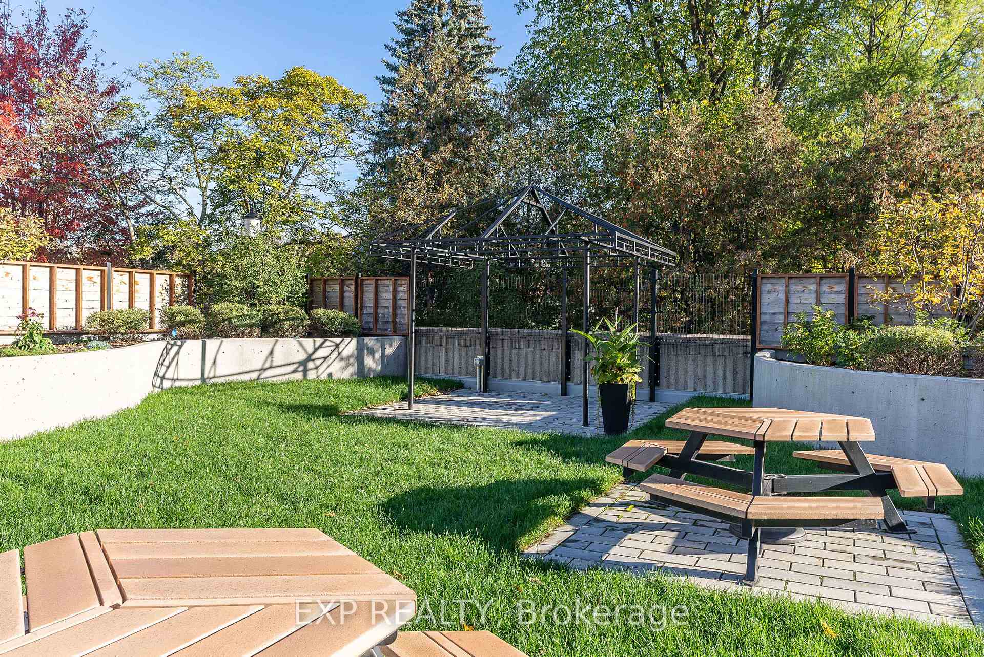 Photo 30 of Unit 1104, 373 Laurier Avenue E, Ottawa, Sandy Hill — HOMEH