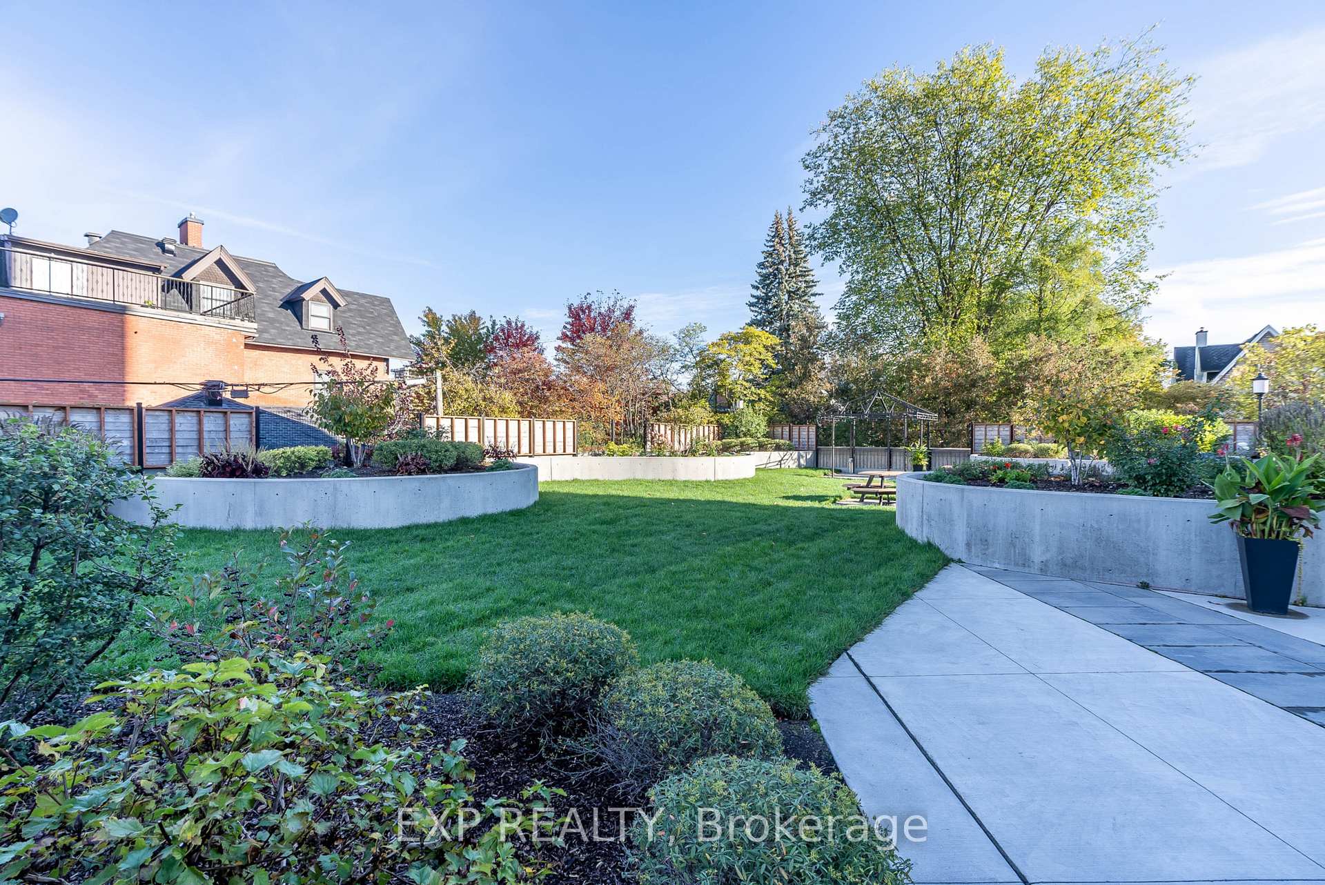 Photo 34 of Unit 1104, 373 Laurier Avenue E, Ottawa, Sandy Hill — HOMEH