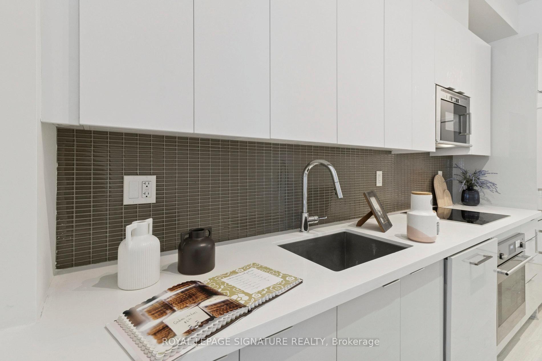 Photo 19 of Unit 525, 2908 Hwy 7, Vaughan, Concord — HOMEH