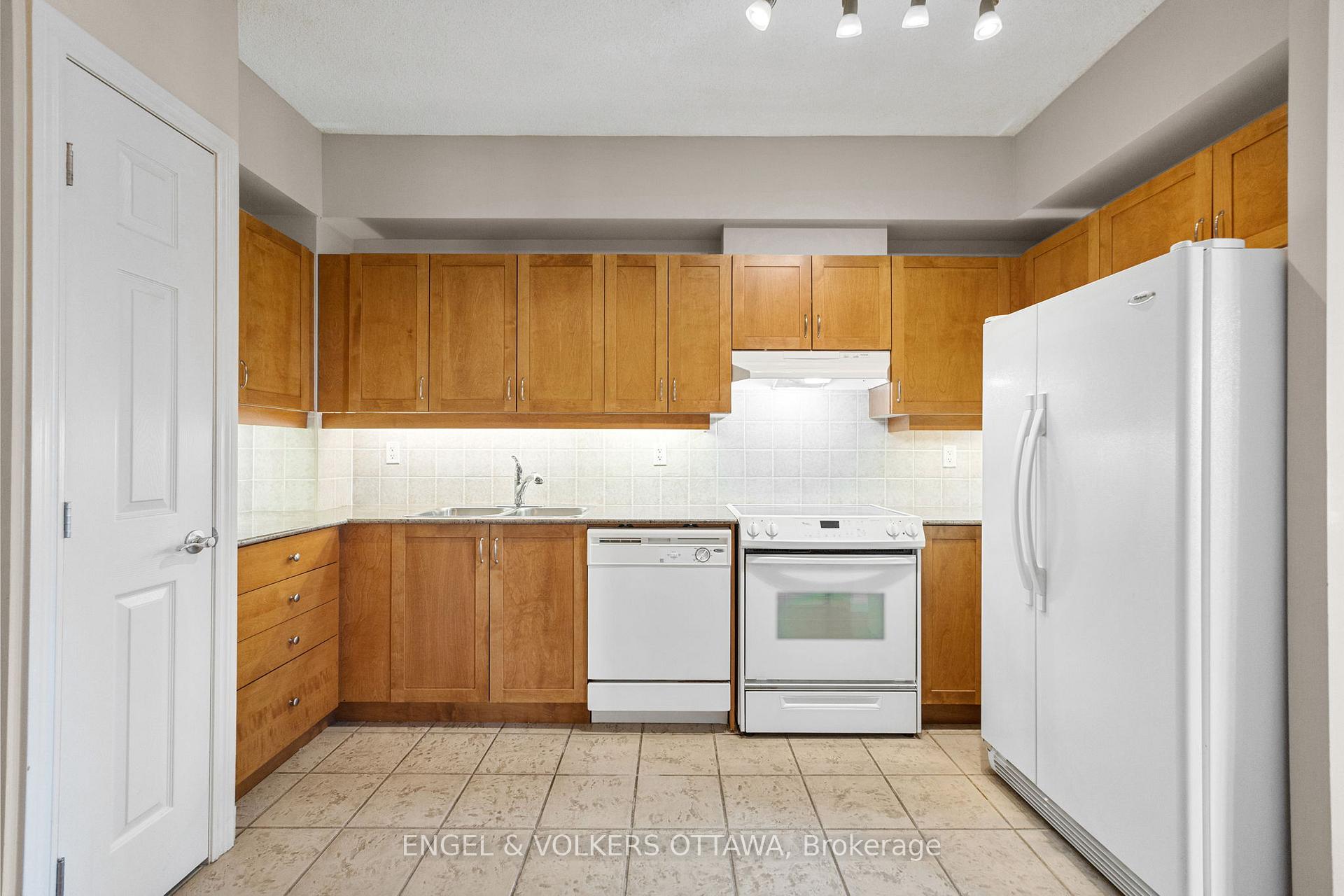Photo 4 of Unit 611, 100 Isabella Street, Ottawa, Glebe — HOMEH