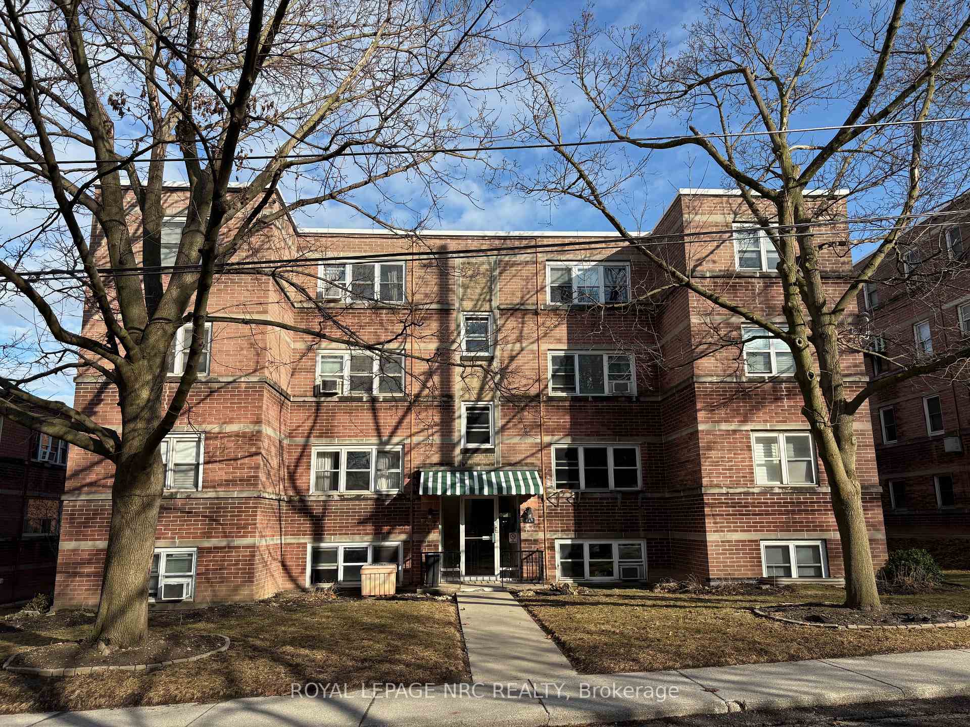 Photo 1 of Unit 2, 227 Macnab Street S, Hamilton, Durand — HOMEH