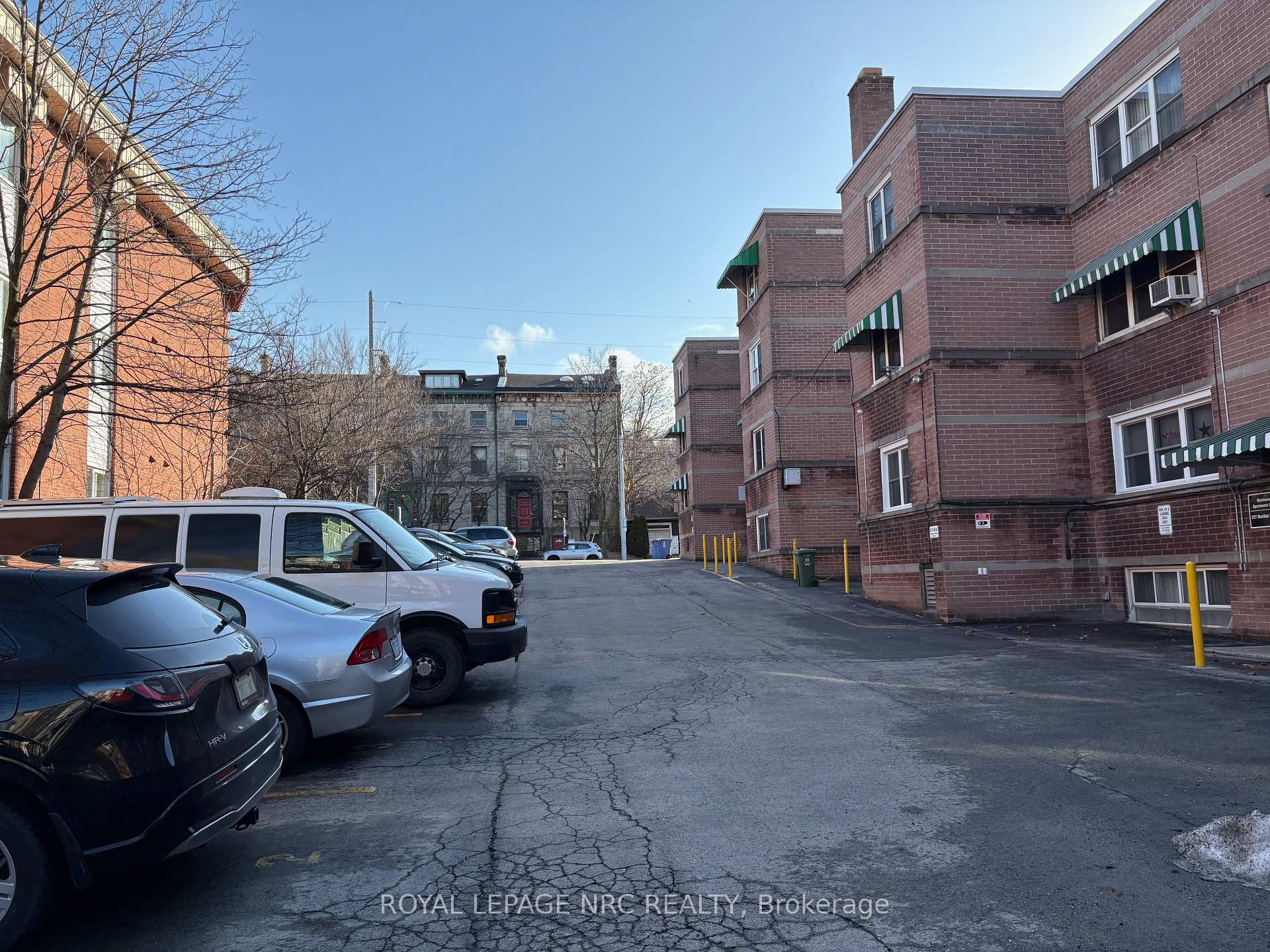 Photo 5 of Unit 2, 227 Macnab Street S, Hamilton, Durand — HOMEH