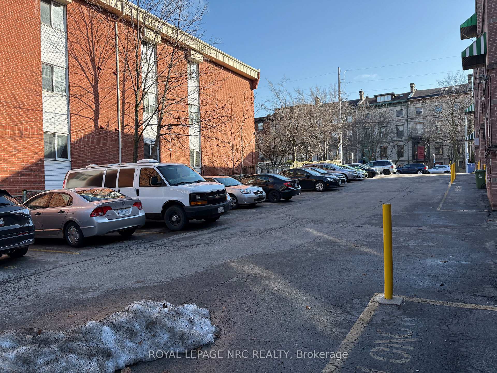 Photo 6 of Unit 2, 227 Macnab Street S, Hamilton, Durand — HOMEH