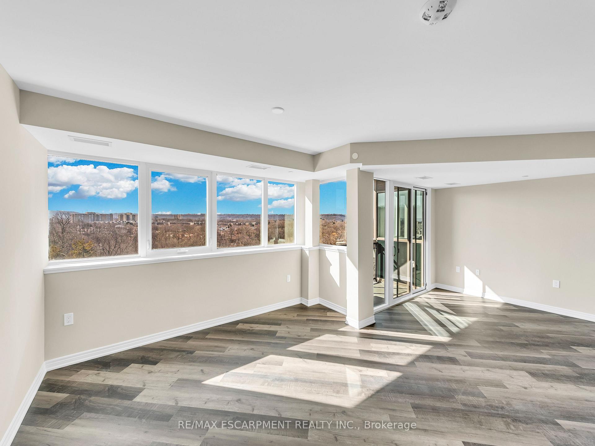 Photo 15 of Unit 706, 2750 King Street E, Hamilton, Gershome — HOMEH