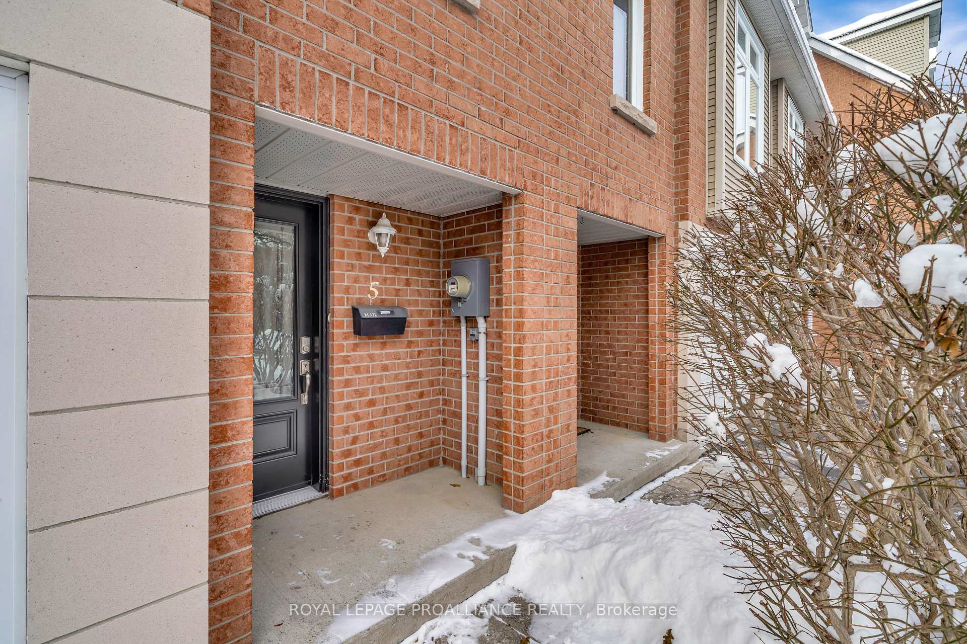 Photo 2 of Unit 5, 9 Progress Avenue, Belleville, Belleville Ward — HOMEH