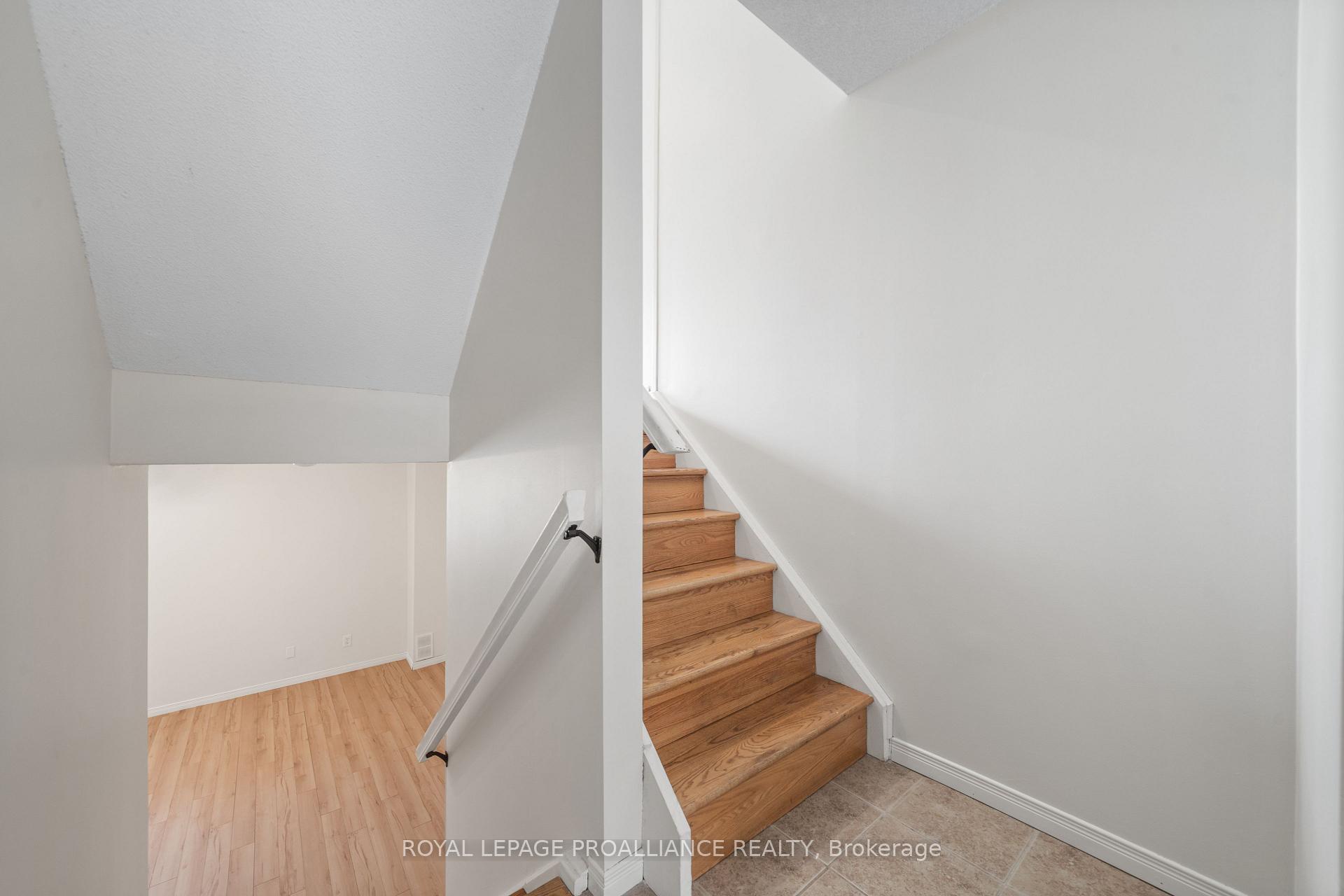 Photo 6 of Unit 5, 9 Progress Avenue, Belleville, Belleville Ward — HOMEH