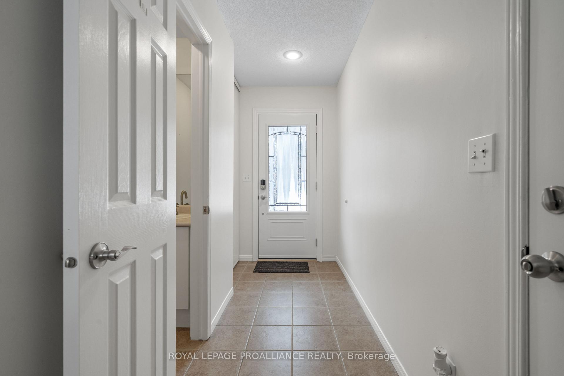 Photo 8 of Unit 5, 9 Progress Avenue, Belleville, Belleville Ward — HOMEH
