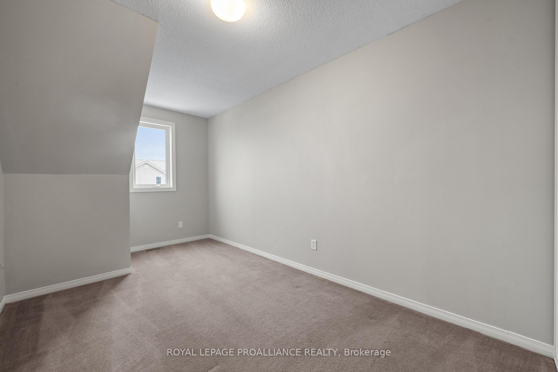 Photo 31 of Unit 5, 9 Progress Avenue, Belleville, Belleville Ward — HOMEH