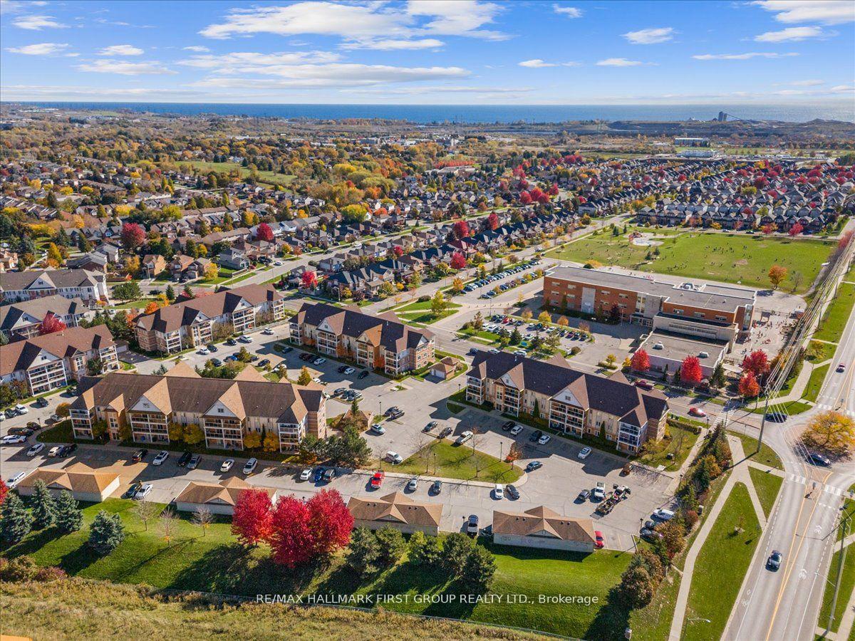 Photo 25 of Unit 204, 132 Aspen Springs Drive, Clarington, Bowmanville — HOMEH