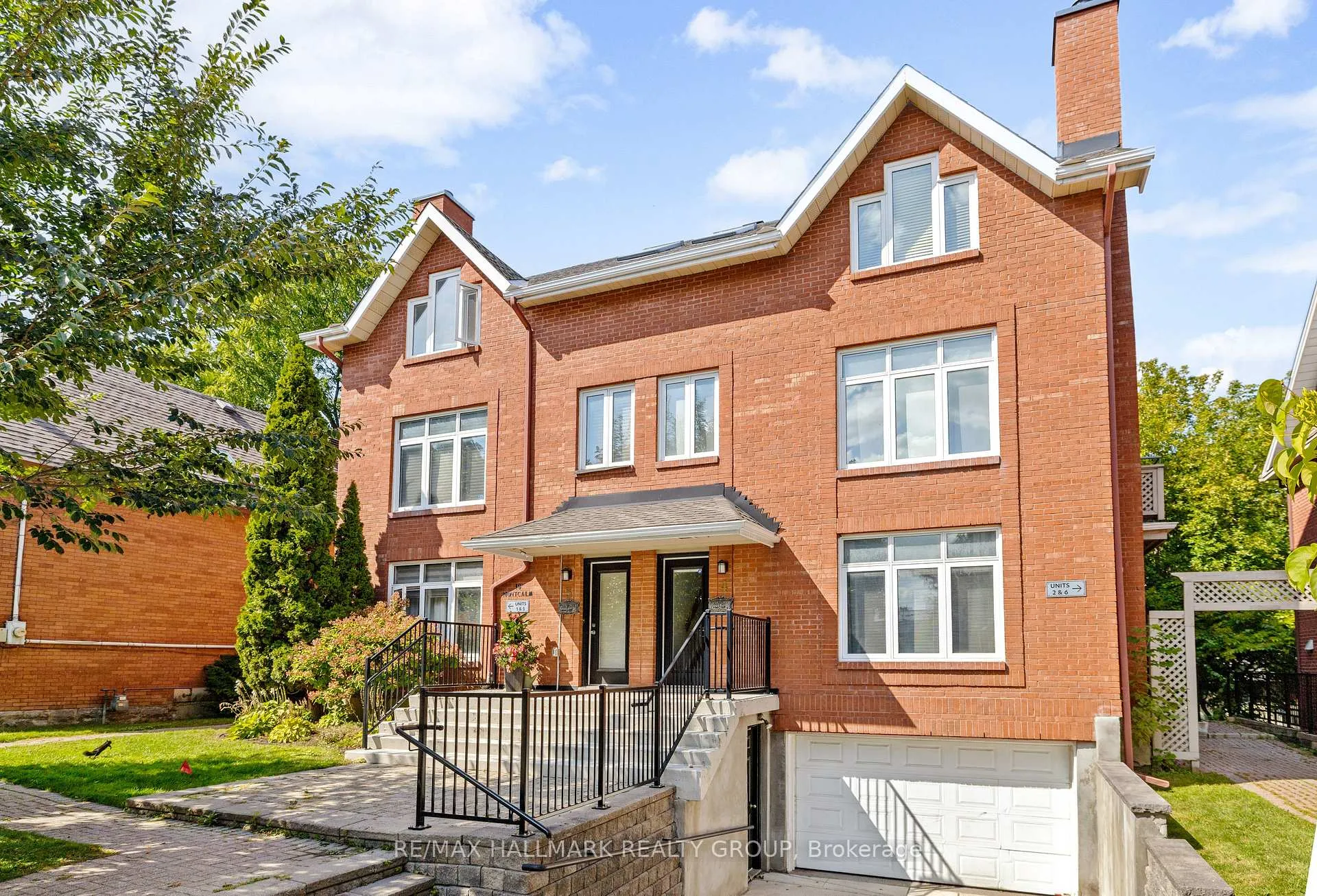 Front of Unit 2, 19 Montcalm Street