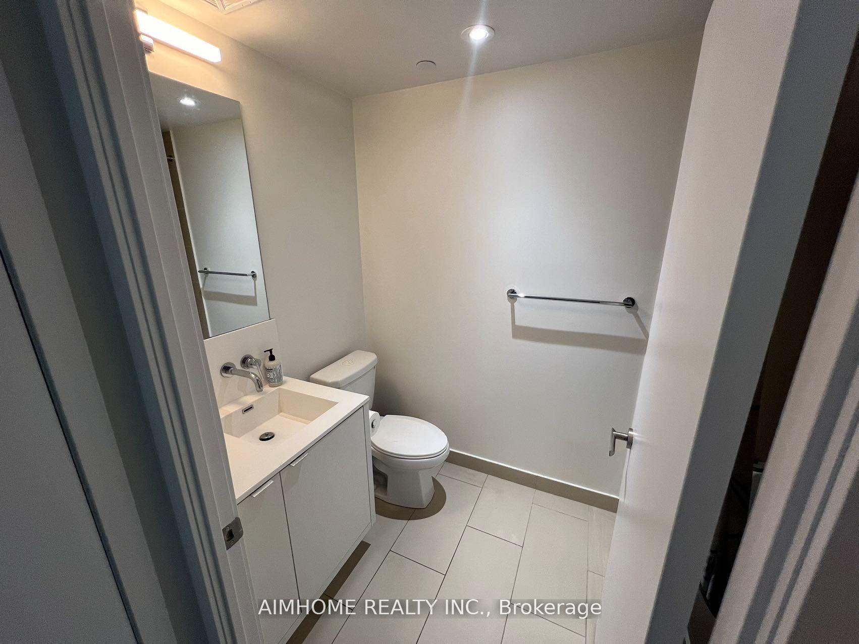 Photo 9 of Unit 3306, 88 Harbour Street, Toronto, Waterfront Communities — HOMEH