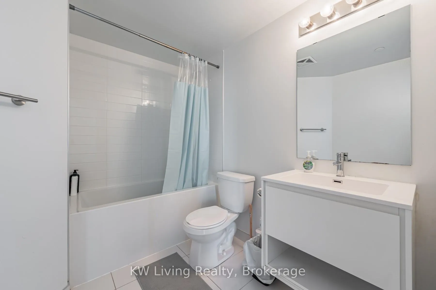 Photo 8 of Unit 3307, 159 Wellesley Street E, Toronto, Cabbagetown-South St. James Town — HOMEH