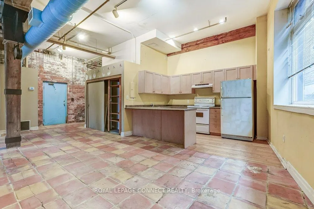 Photo 9 of Unit 1, 121 Prescott Avenue, Toronto, Weston-Pellam Park — HOMEH