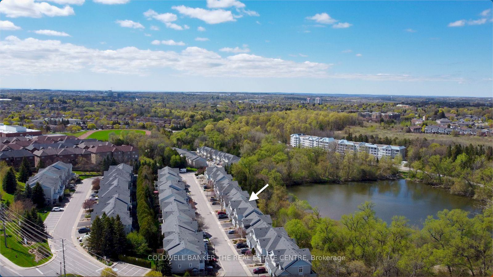 Photo 5 of Unit 8, 991 On Bogart Circle, Newmarket, Gorham-College Manor — HOMEH