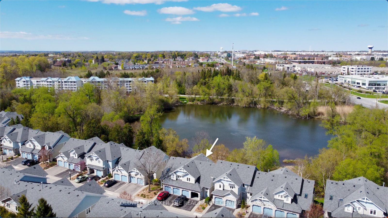 Photo 7 of Unit 8, 991 On Bogart Circle, Newmarket, Gorham-College Manor — HOMEH