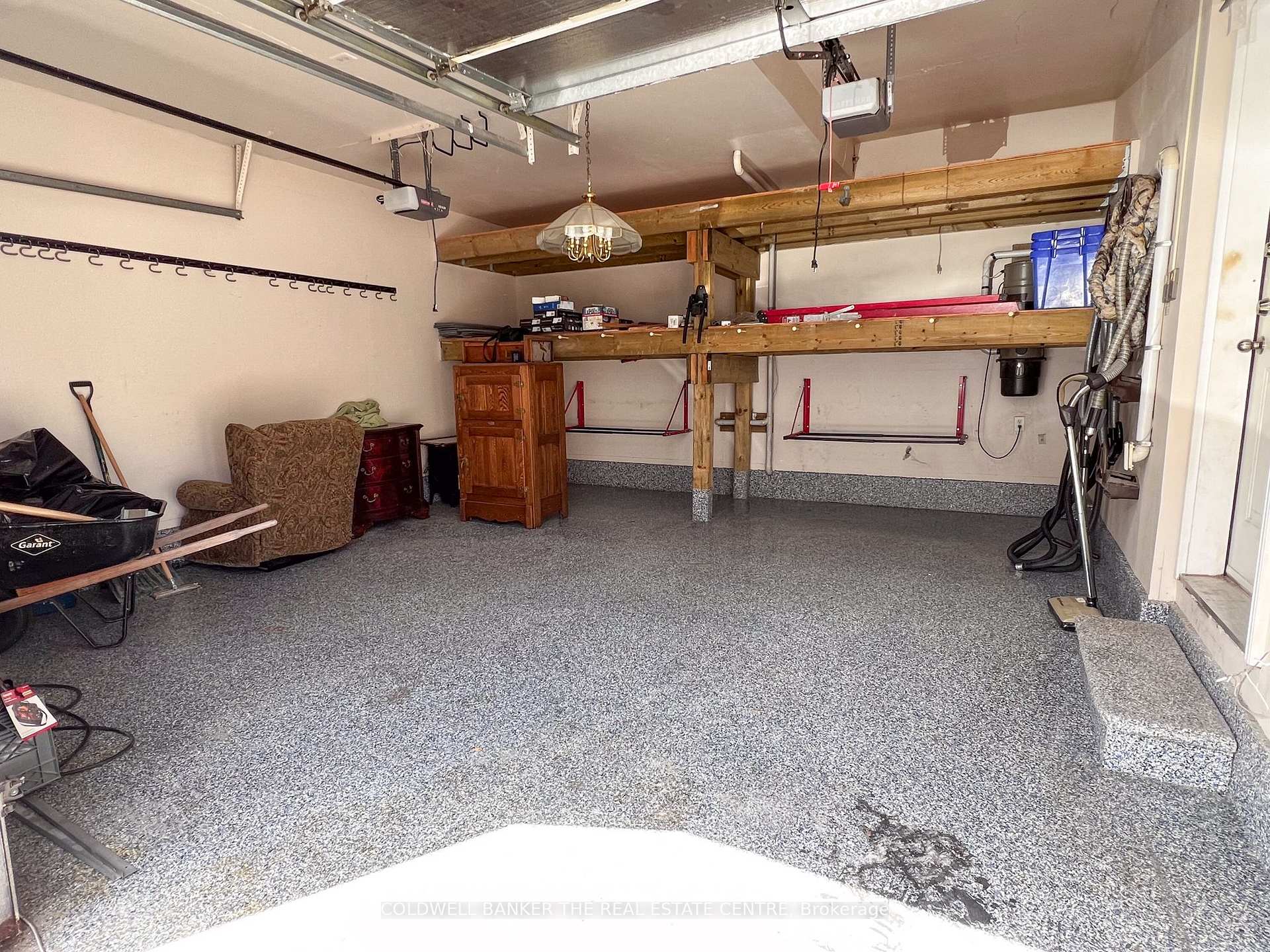 Photo 34 of Unit 8, 991 On Bogart Circle, Newmarket, Gorham-College Manor — HOMEH