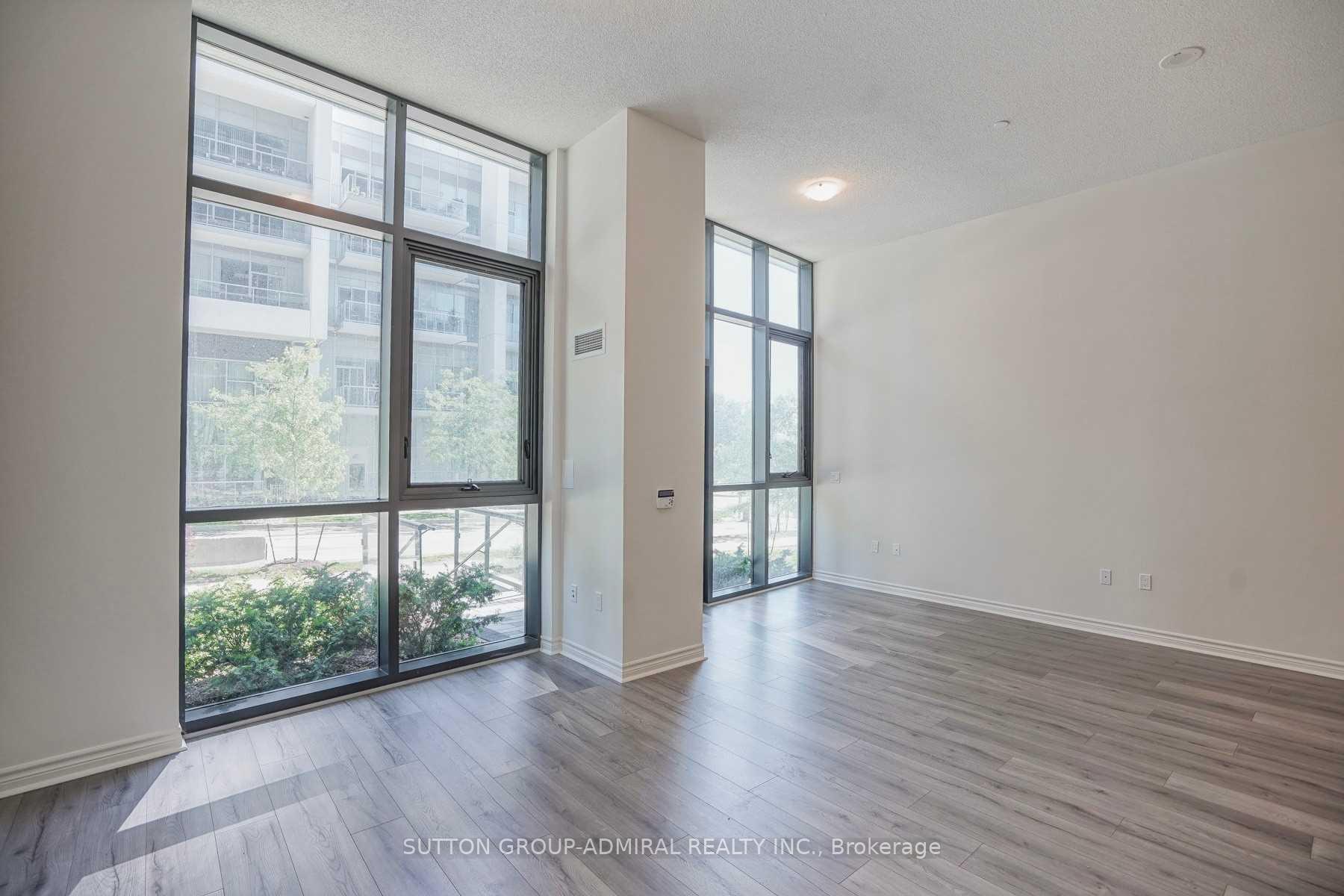 Photo 8 of Unit Th4, 39 Annie Craig Drive, Etobicoke, Mimico — HOMEH