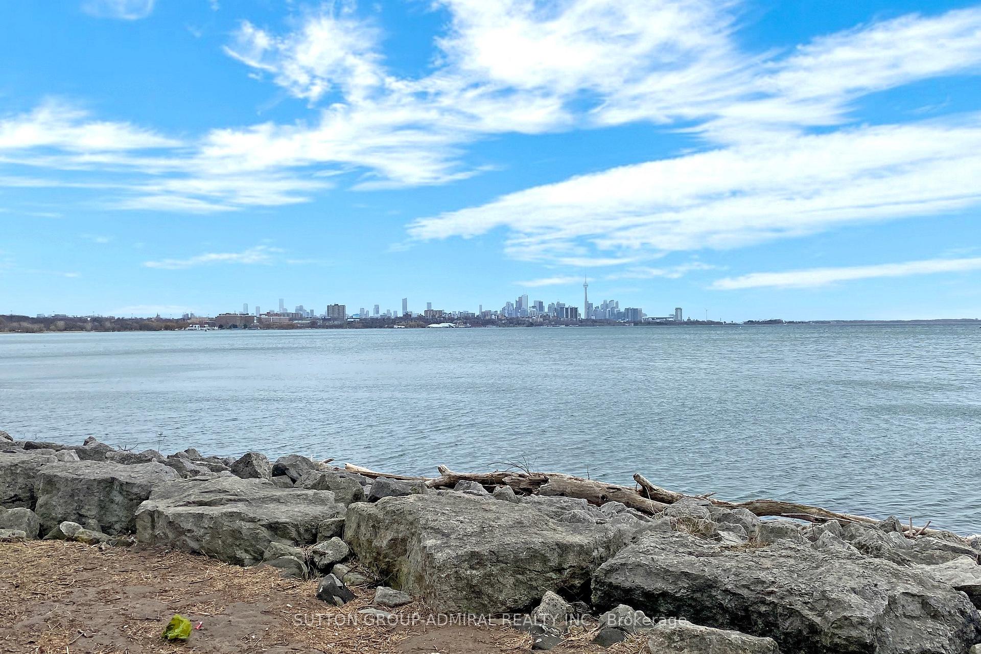 Photo 29 of Unit Th4, 39 Annie Craig Drive, Etobicoke, Mimico — HOMEH