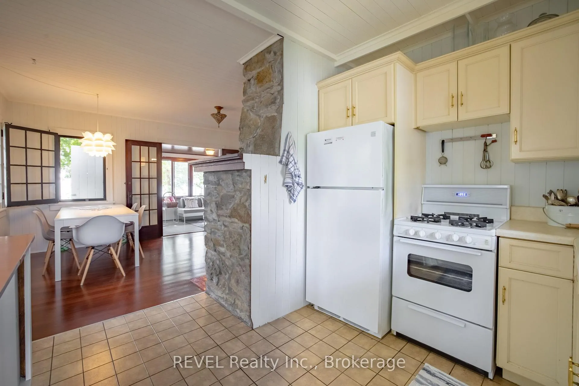 Photo 8 of 3265 Firelane 10, Port Colborne, Sherkston — HOMEH