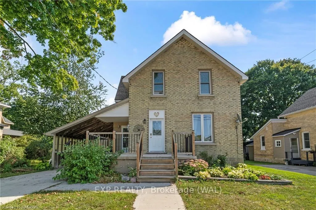 Front of 213 3RD Avenue