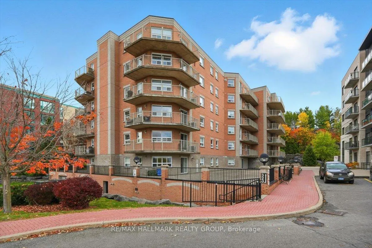 Photo 1 of Unit 206, 320 Centrum Boulevard, Ottawa, Bilberry Creek/Queenswood Heights — HOMEH