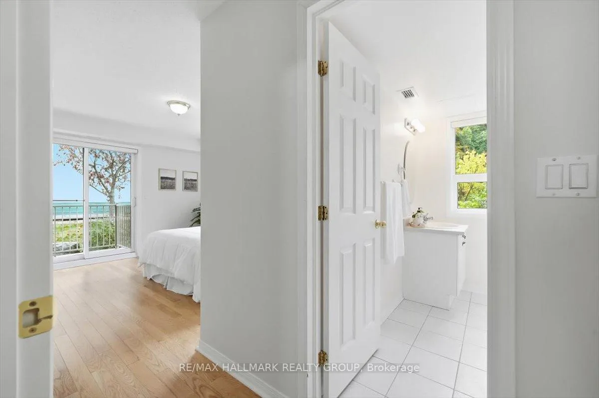 Photo 15 of Unit 206, 320 Centrum Boulevard, Ottawa, Bilberry Creek/Queenswood Heights — HOMEH