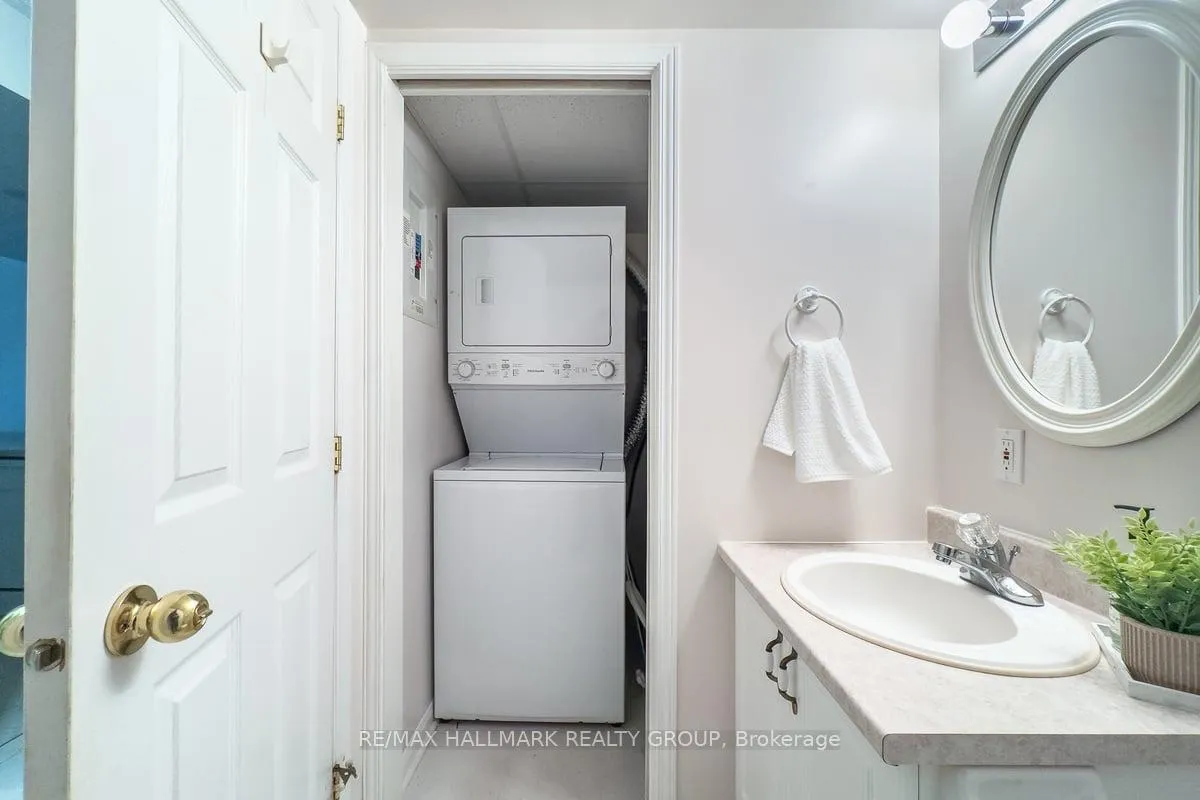 Photo 19 of Unit 206, 320 Centrum Boulevard, Ottawa, Bilberry Creek/Queenswood Heights — HOMEH