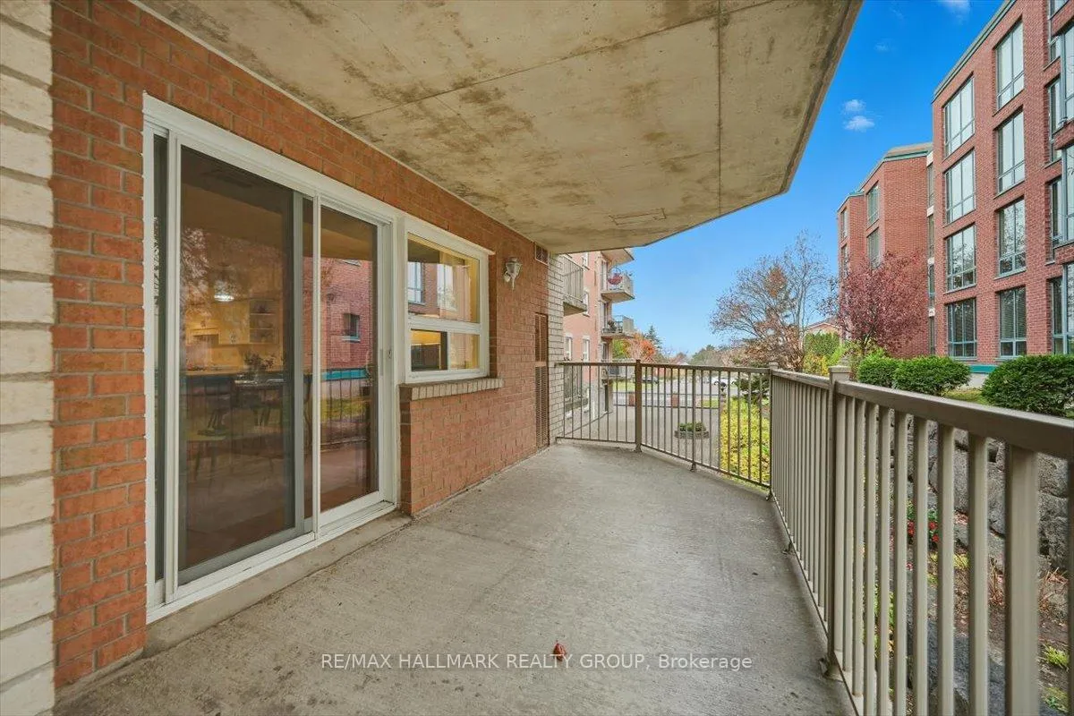 Photo 23 of Unit 206, 320 Centrum Boulevard, Ottawa, Bilberry Creek/Queenswood Heights — HOMEH