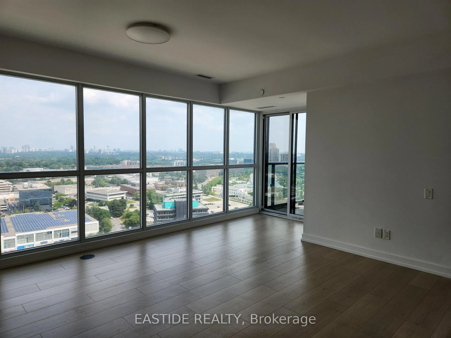 Photo 3 of Unit 2704, 6 Sonic Way, Toronto, Flemingdon Park — HOMEH