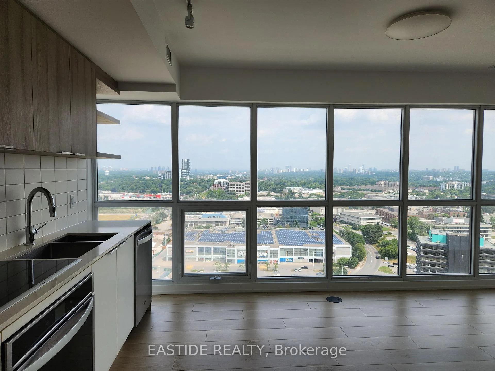 Photo 4 of Unit 2704, 6 Sonic Way, Toronto, Flemingdon Park — HOMEH